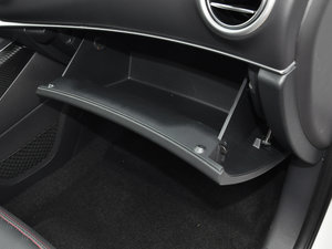 2017款1.5TGDI DCT豪华智能型 5座 手套箱