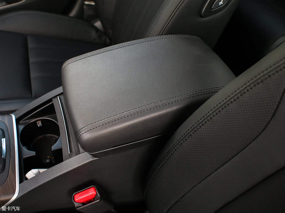 2017LA60 1.5T ԄӺĀ