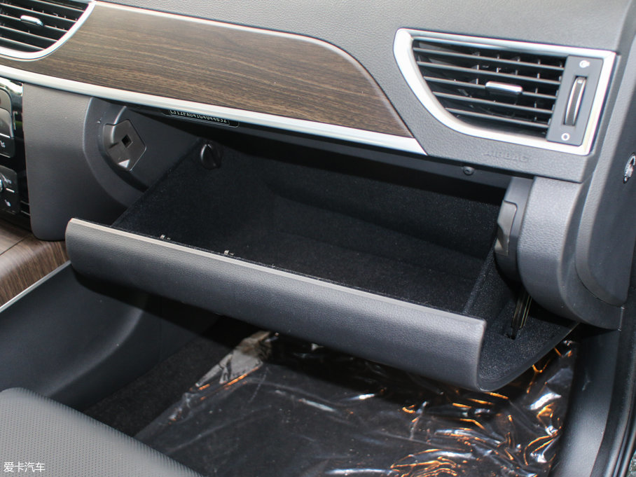 2017LA60 1.5T ԄӺĀ