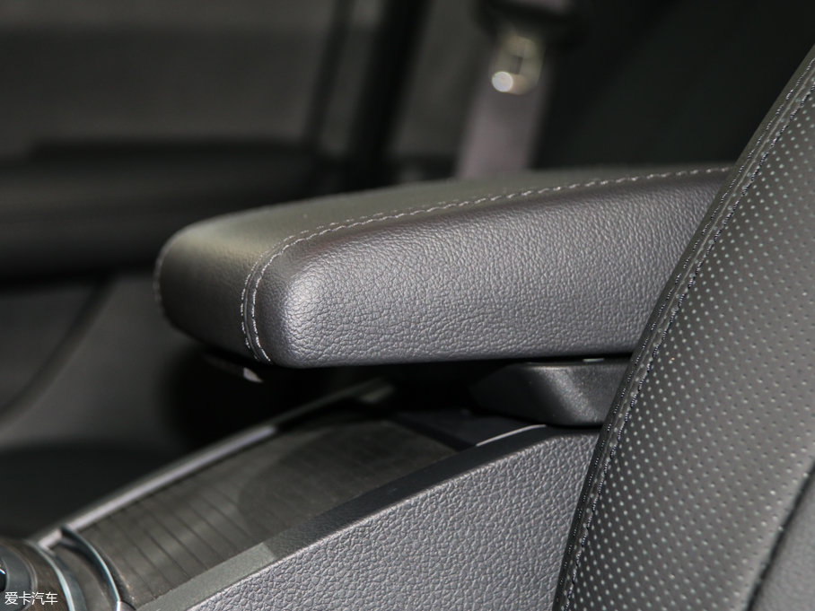 2017L(fng)A60 1.5T ԄӺĀ(w)