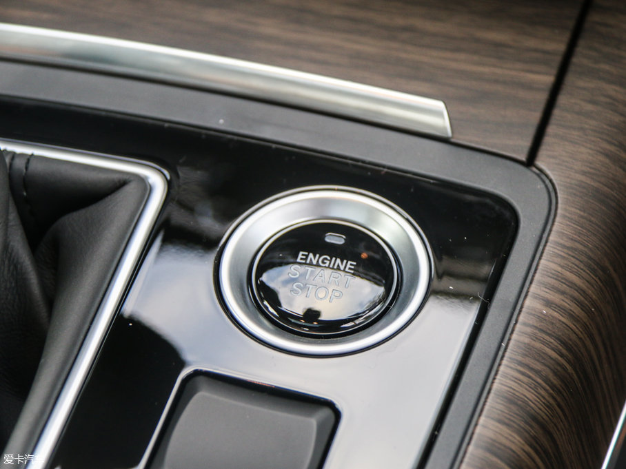 2017L(fng)A60 1.5T Ԅ(dng)Ā(w)