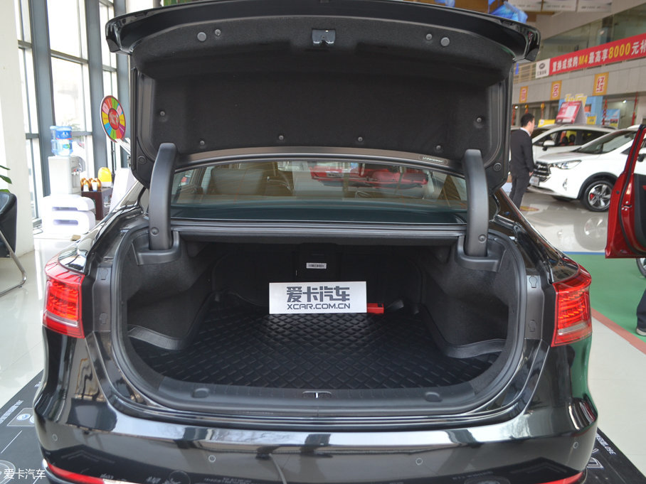 2017L(fng)A60 1.5T ԄӺA