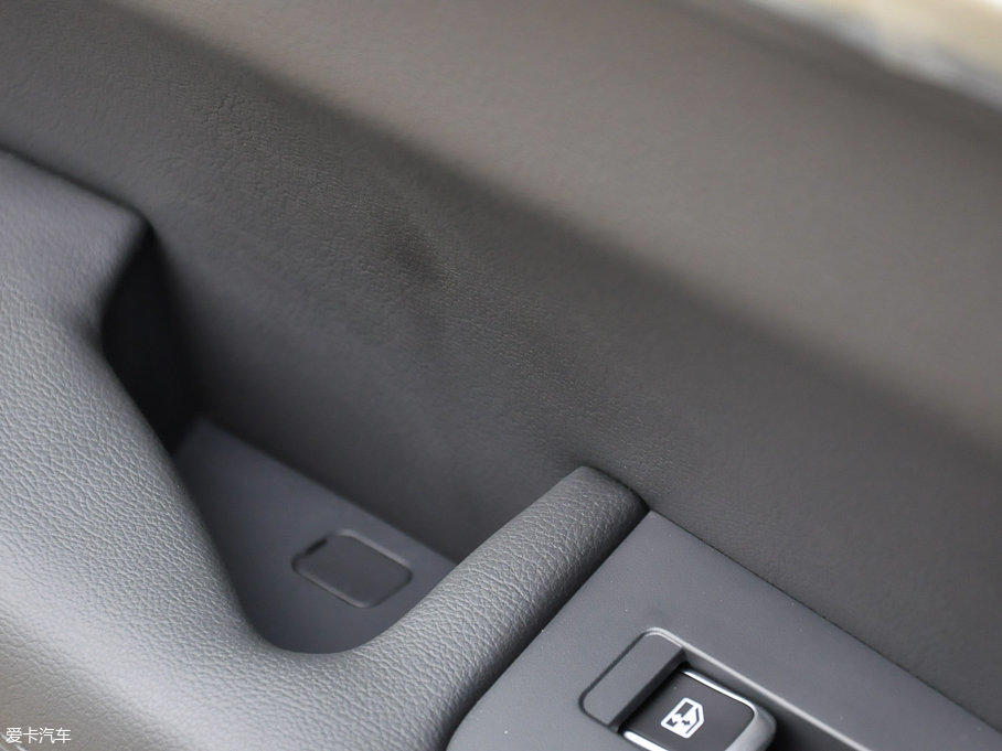 2017L(fng)A60 1.5T ԄӺA