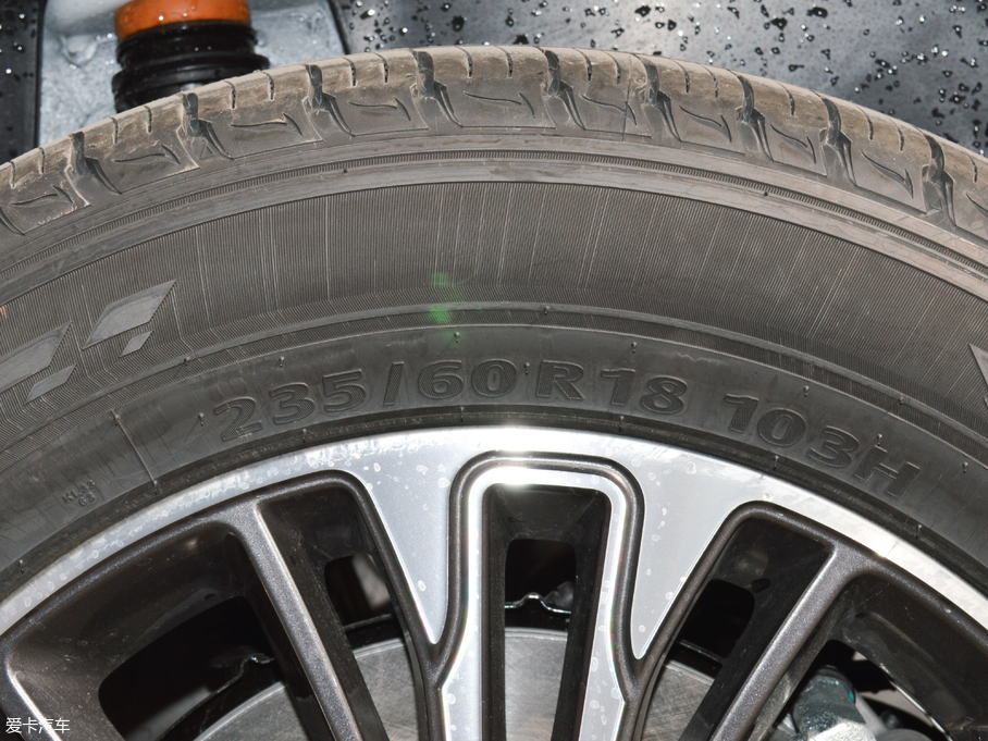 2018�����LS7 �\�Ӱ� 1.5T �ք����m�� 5��