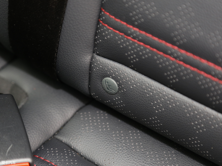 2018LS7  251T Ԅ 5 V