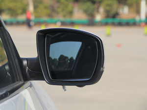 2018\(yn)(dng) 1.5T Ԅ(dng)Ş 5 (x)(ji)^