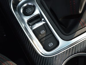 2018\(yn)Ӱ 1.5T քm 5 v܇Ƅ