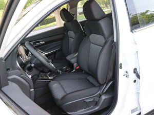2018款运动版 1.5T 手动都市型 5座 主驾驶座椅