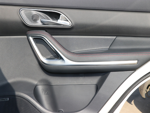 2018\Ӱ 1.5T քӶ 5 g