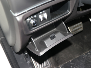 2018\Ӱ 1.5T քӶ 5 g