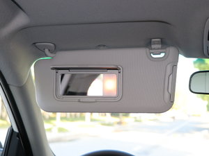 2018\Ӱ 1.5T քӶ 5 g