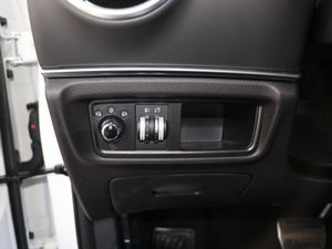 2018\Ӱ 1.5T ԄӶ 5 g