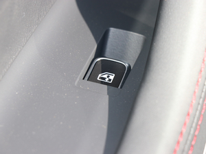 2018\Ӱ 1.5T ԄӶ 5 g