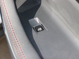 2018\Ӱ 1.5T ԄӶ 5 g