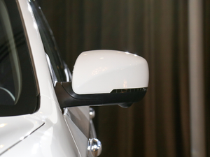 2018 251T Ԅ 5 V ^