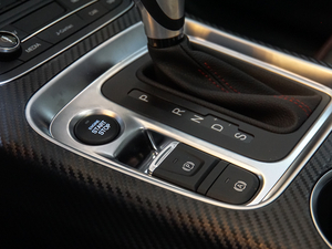 2018 251T Ԅ 5 V п؅^