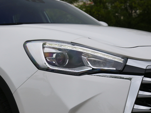 2018 251T Ԅ 5 V ^