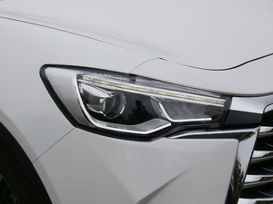 2018 251T Ԅ 5 V ^