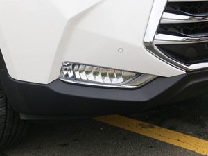 2018 251T Ԅ 5 V ^