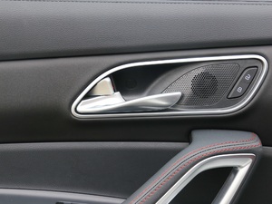 2018 251T Ԅ 5 V g