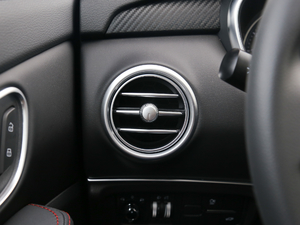 2018 251T Ԅ 5 V п؅^