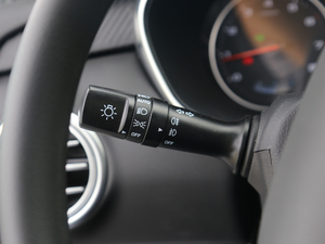 2018 251T Ԅ 5 V п؅^