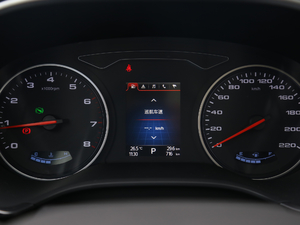 2018 251T Ԅ 5 V п؅^