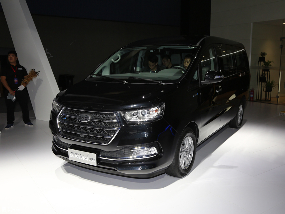 2018L(fng)M4 HBτ(dng) A