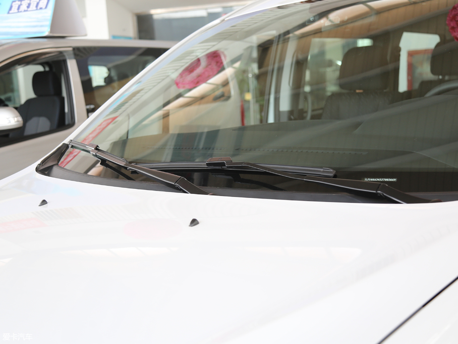 2018LM4 HBτ ̄հ 1.5T քӺA