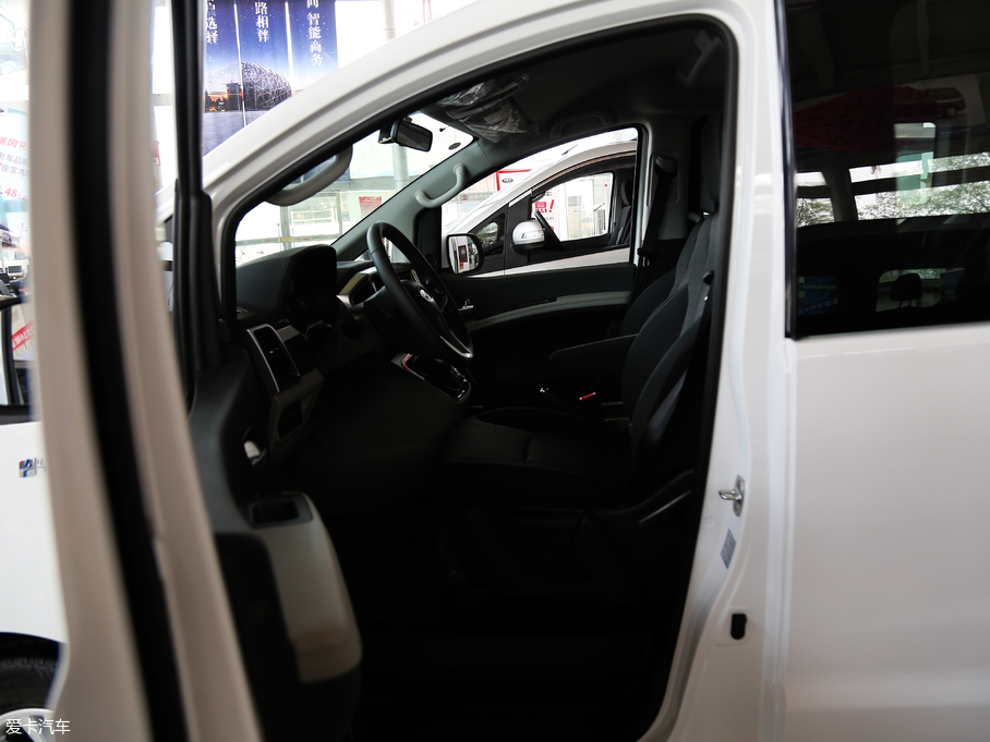 2018L(fng)M4 HBτ ̄(w) 1.5T քӺA