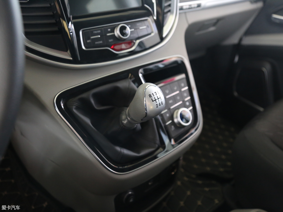 2018LM4 HBτ ̄հ 1.5T քӺA