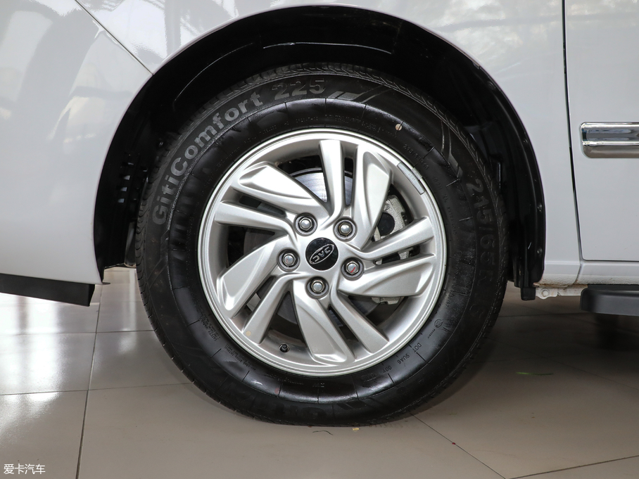 2018LM4 HBτ ̄հ 1.5T քӺA