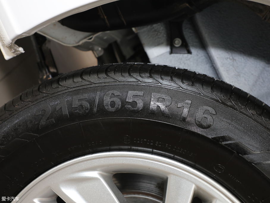 2018LM4 HBτ ̄հ 1.5T քӺA