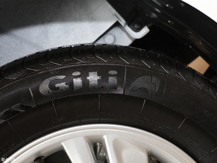 2018LM4 HBτ ̄հ 1.5T քӺA