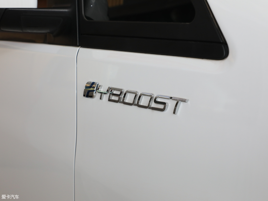 2018LM4 HBτ ̄հ 1.5T քӺA