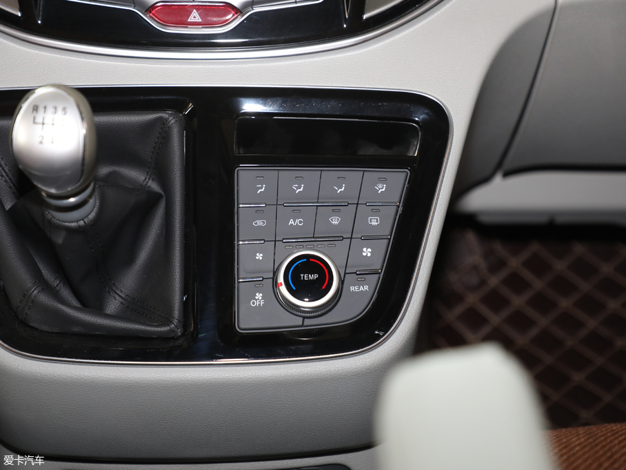 2018LM4 HBτ ̄հ 1.5T քӺA