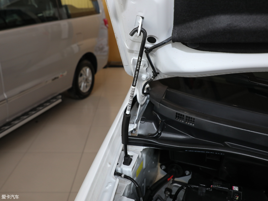 2018L(fng)M4 HBτ(dng) ̄(w) 1.5T ք(dng)A