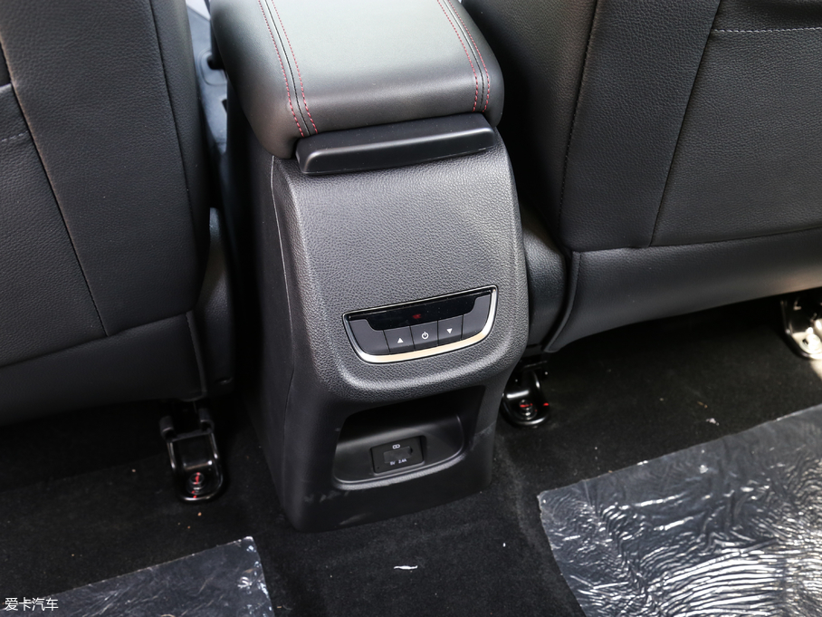 2018L(fng)R3 1.6L քӺA 6/7