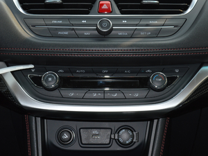 2018款定制版 1.6L CVT豪华智能型 空调调节