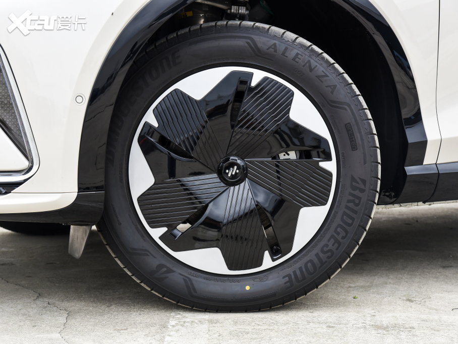 2023ǼLS7 90kWh Elite