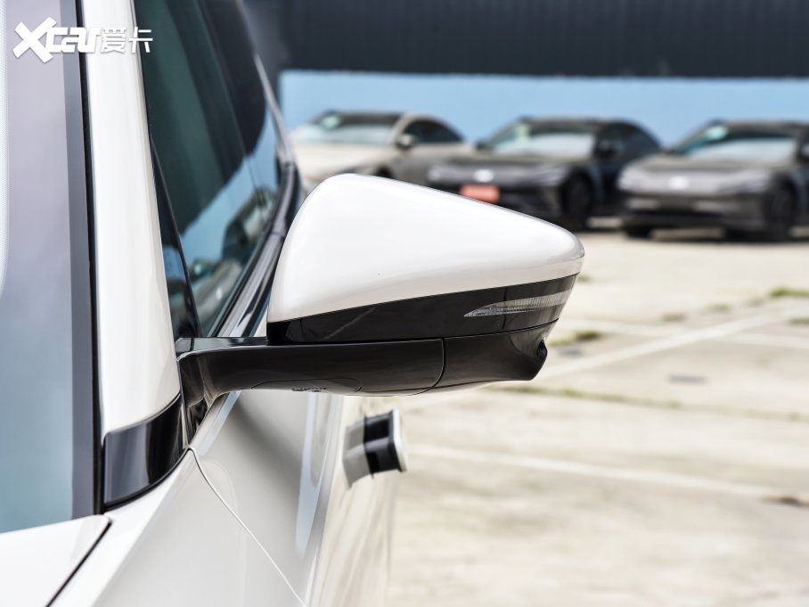 2023ǼLS7 90kWh Elite