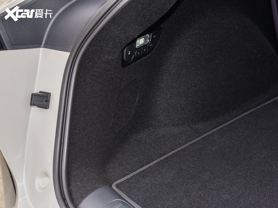 2023ǼLS7 90kWh Elite(q)