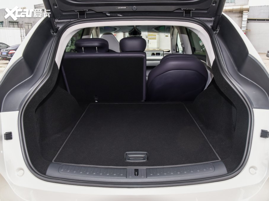 2023ǼLS7 90kWh Elite