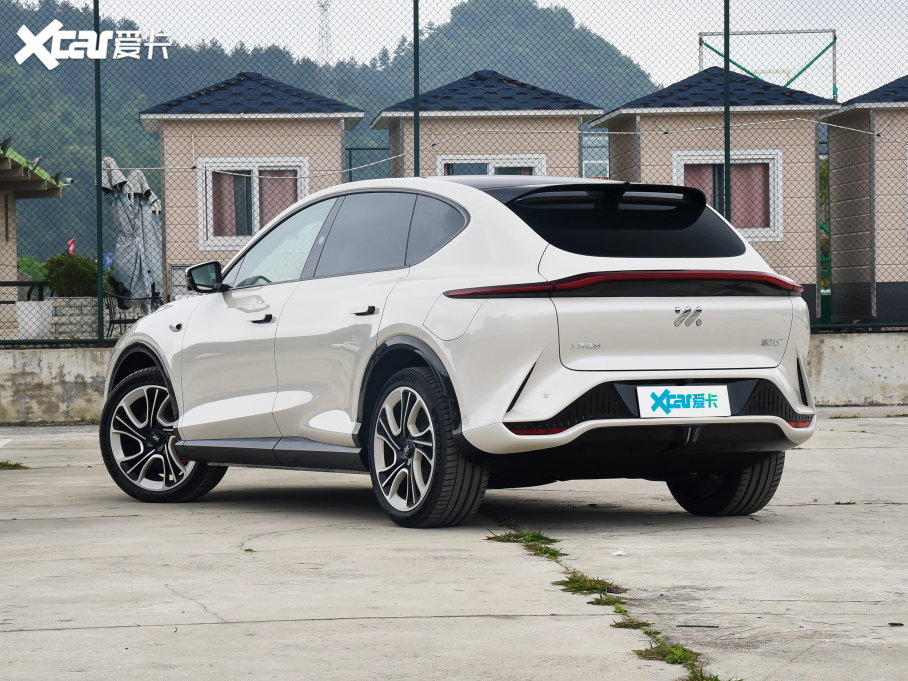 2023ǼLS7 100kWh Lux