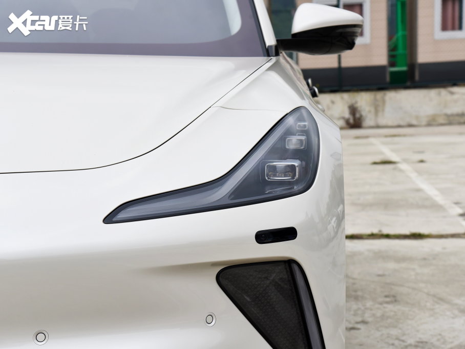 2023ǼLS7 100kWh Lux(q)