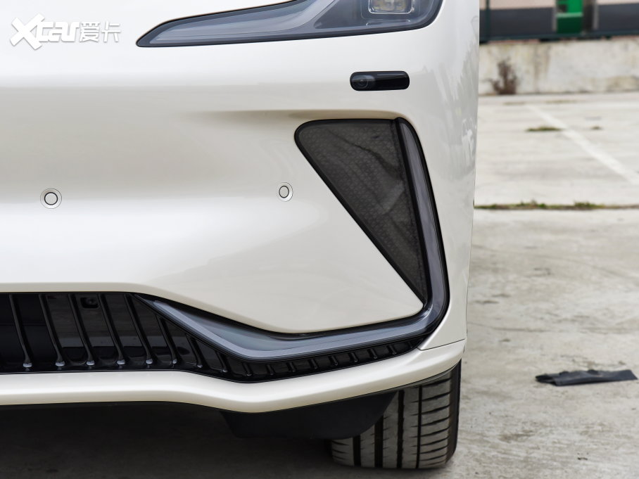 2023ǼLS7 100kWh Lux