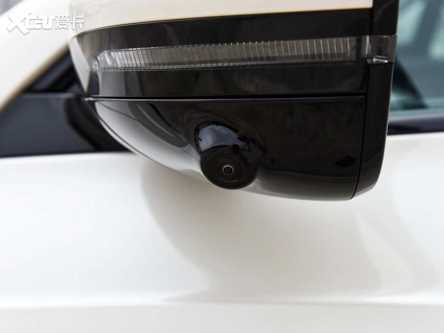 2023ǼLS7 100kWh Lux(q)