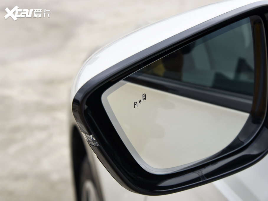 2023ǼLS7 100kWh Lux(q)