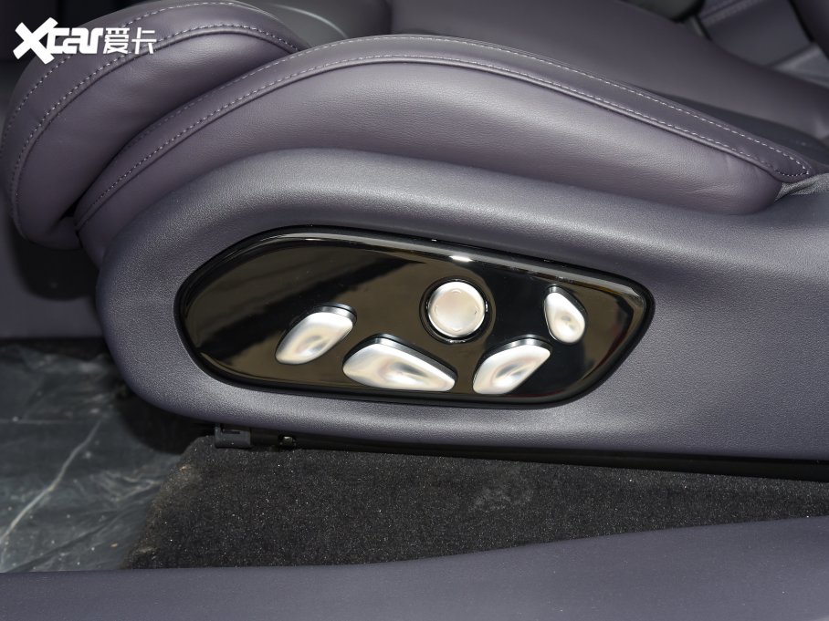 2023ǼLS7 100kWh Lux