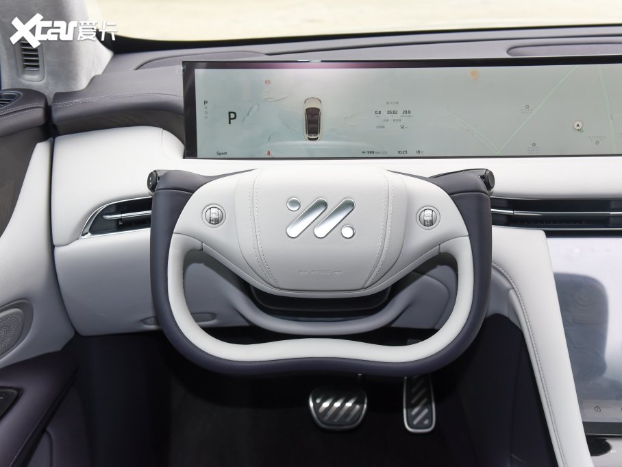 2023ǼLS7 100kWh Lux